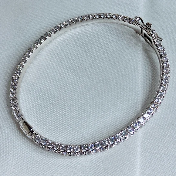 18K White Gold Plated CZ Eternity Bangle Bracelet With Box Clasp - Picture 7 of 8